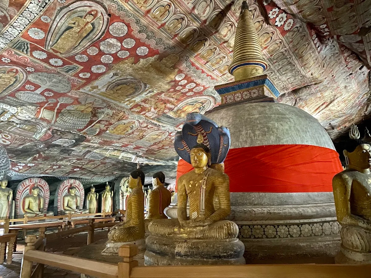 Dambulla Cave Temple