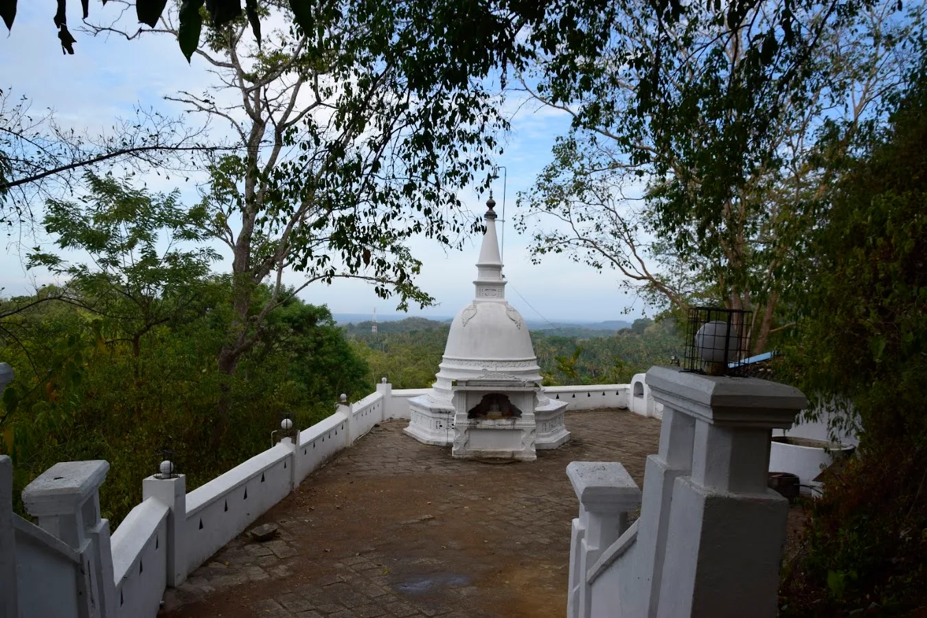 Mulkirigala Rock Temple