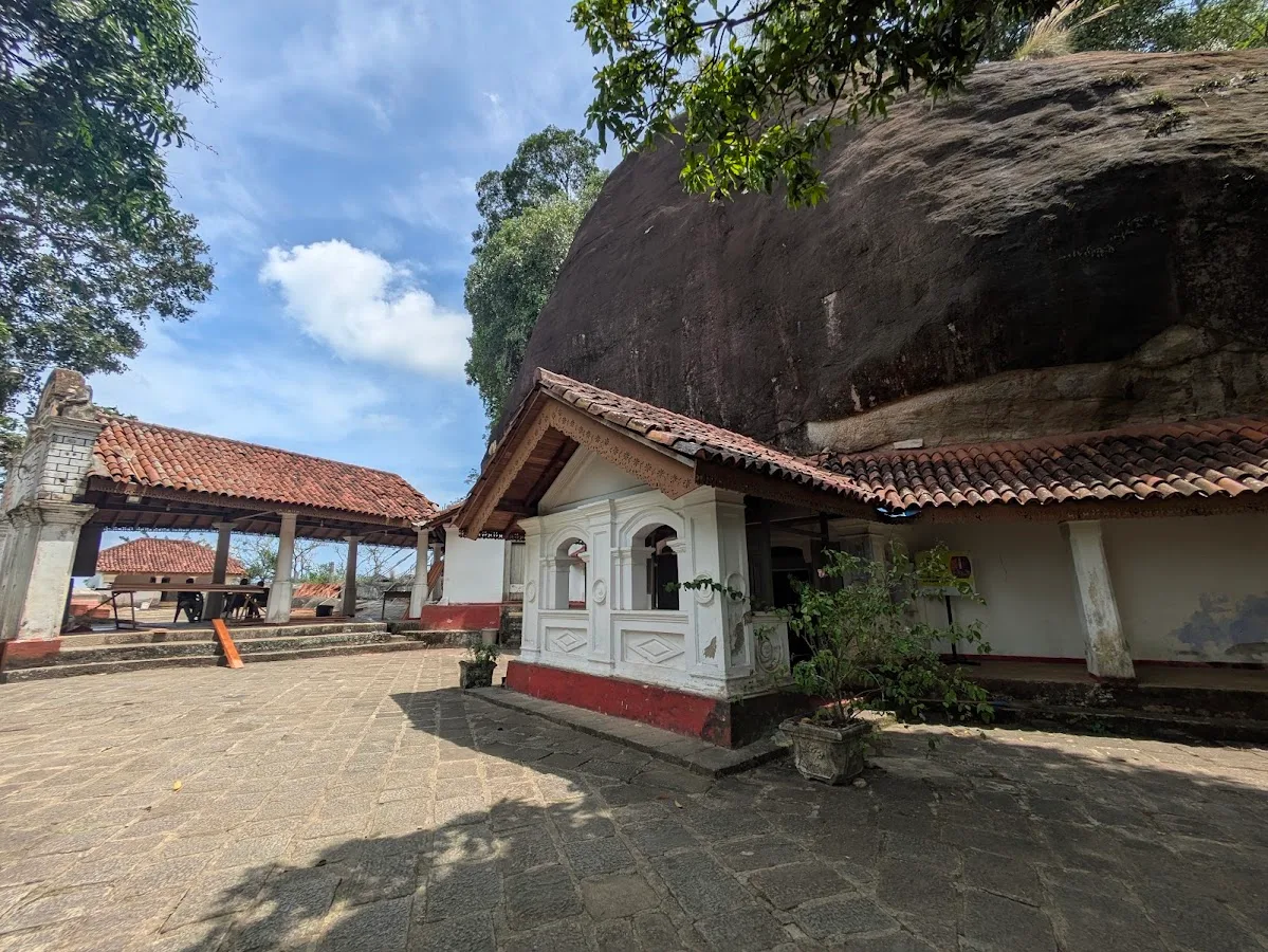 Mulkirigala Rock Temple