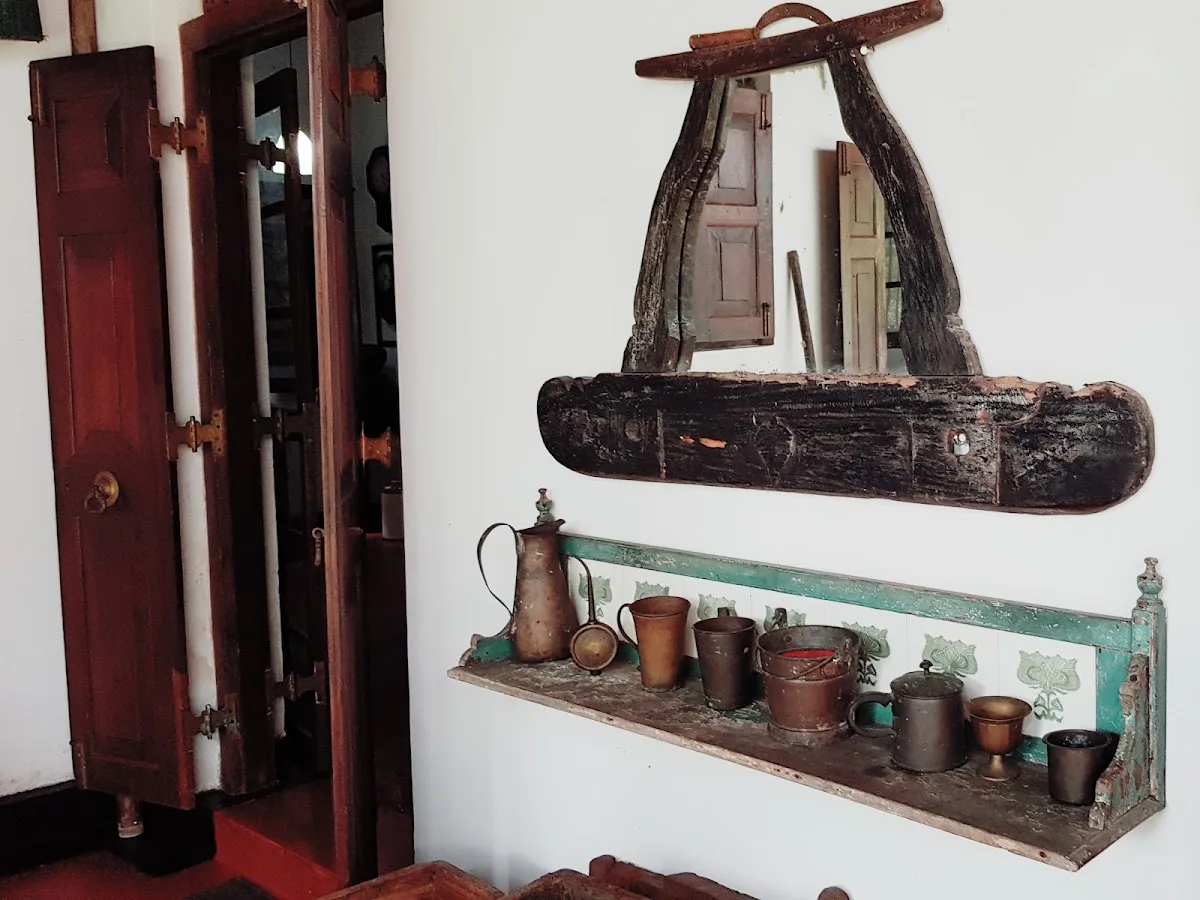 Curator-Led Kandyan Arts Centre