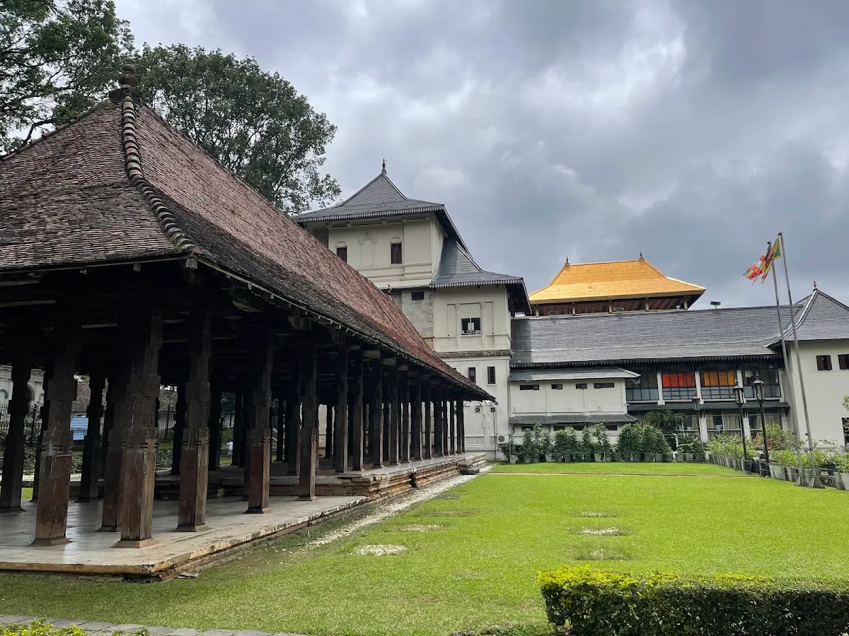 Temple of the Sacred Tooth Relic